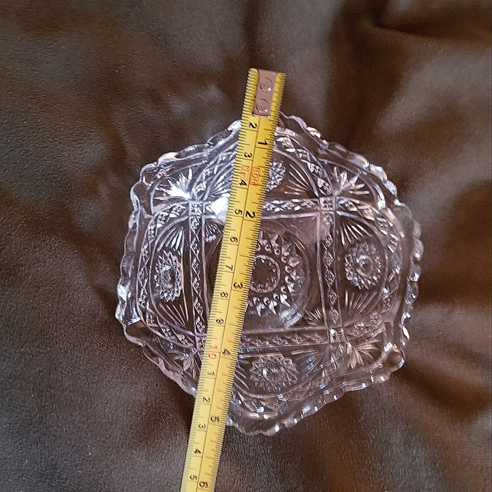 Elegant Crystal Decorative Bowl Set Of 4 - Picture 3 of 7